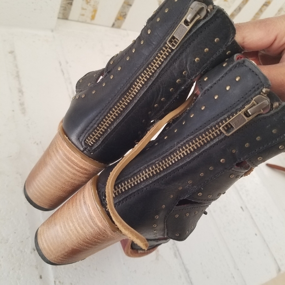 Freebird Brandy Black Leather Handmade Wedges Heels Shoes TRIED ON ONLY - Picture 9 of 12